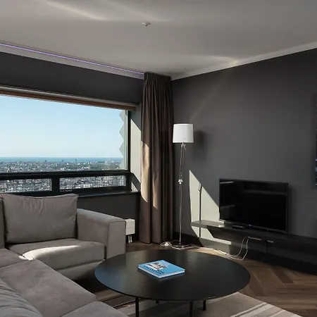 The Penthouse At Tower Appartement Den Haag