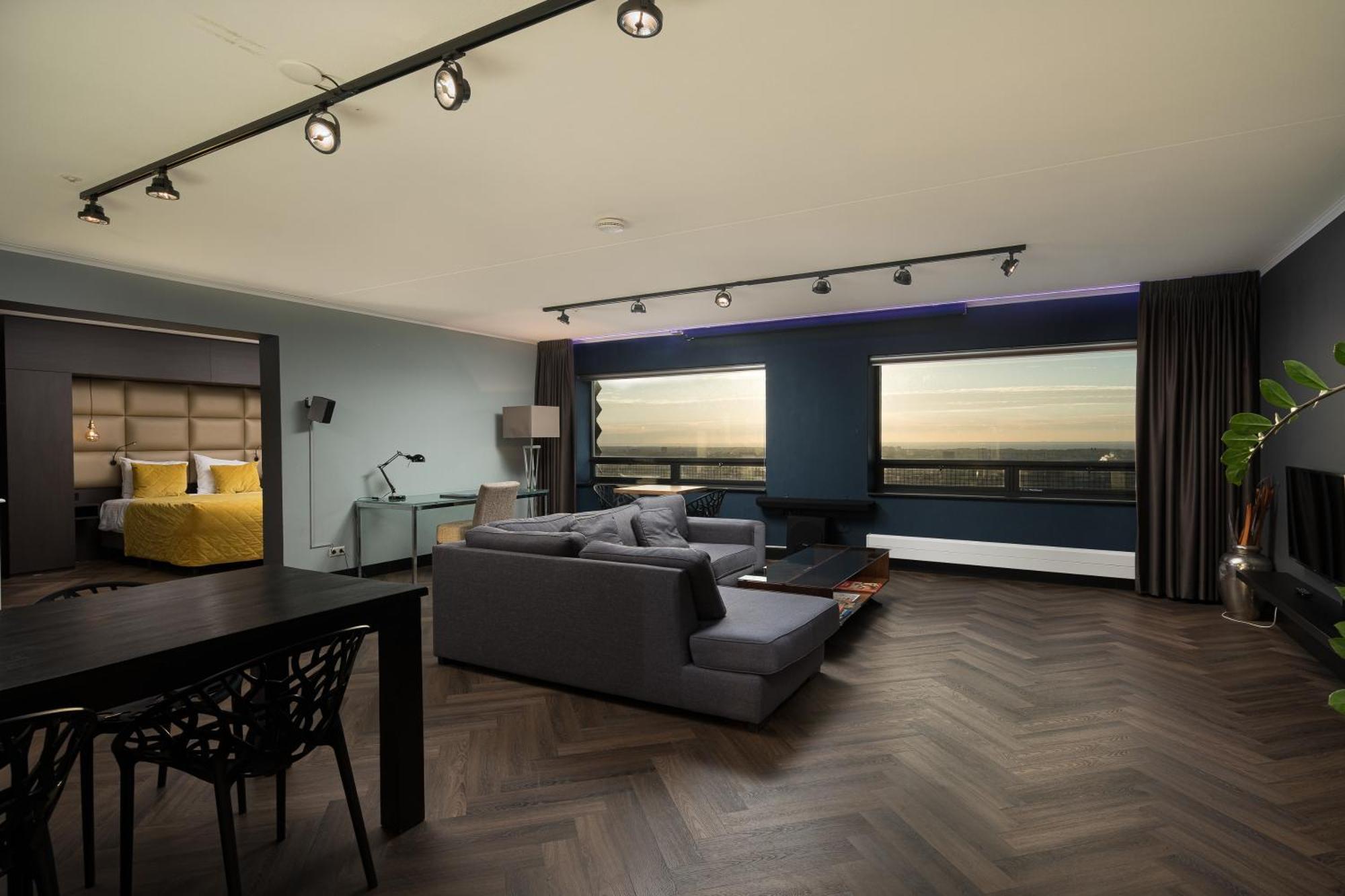 The Penthouse At Tower Den Haag